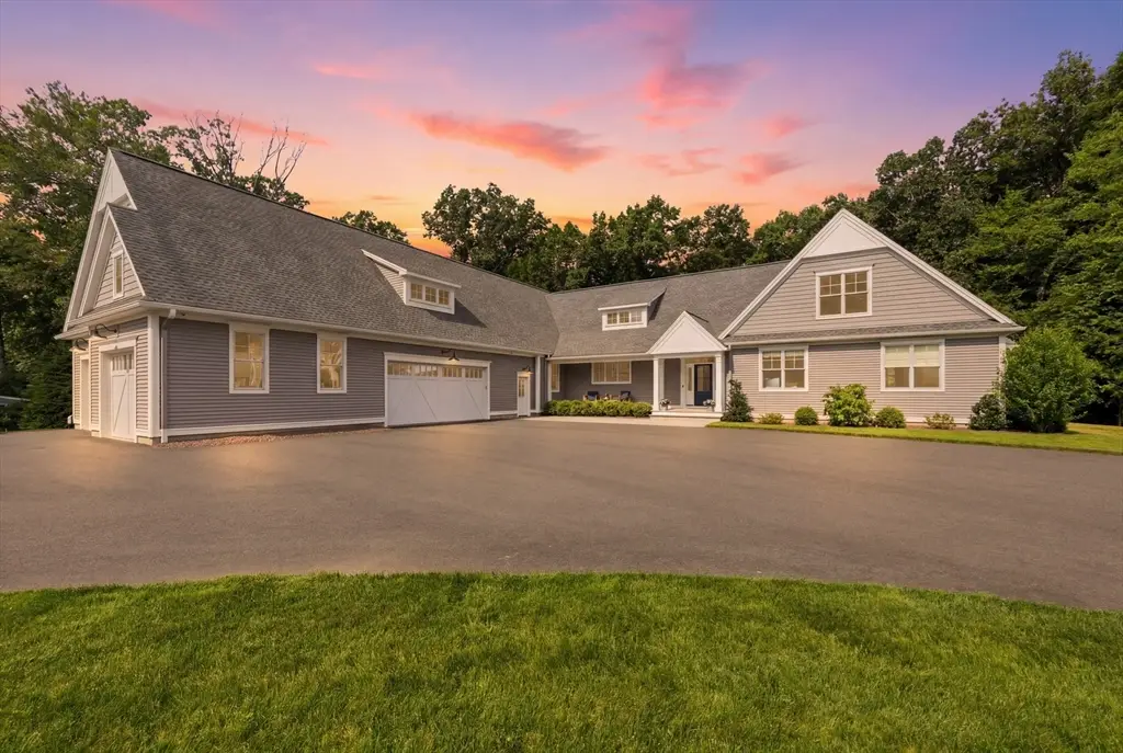 82 Churchill Dr, Longmeadow, MA 01106 - #1