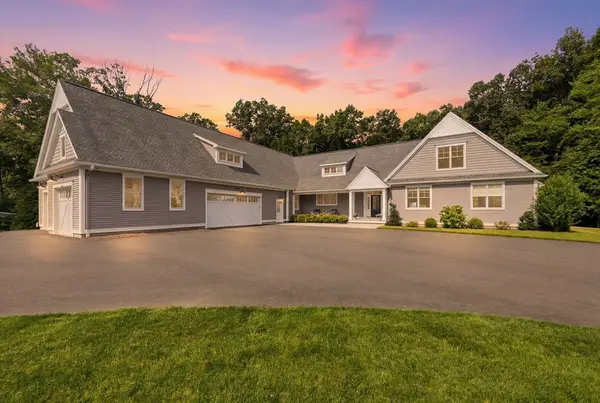 82 Churchill Dr, Longmeadow, MA 01106