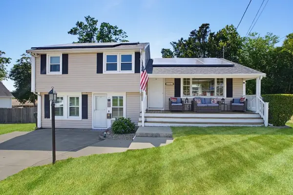 433 Pearse Road, Swansea, MA 02777