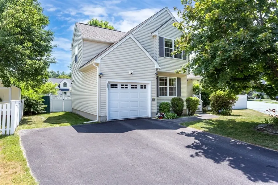 49 Palomino Dr, Franklin, MA 02038 - #3