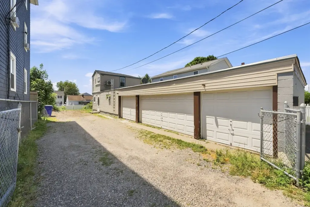 415 Anthony St, Fall River, MA 02720 - #1