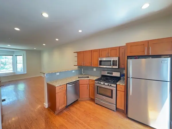2 Mount Pleasant Pl #1, Boston, MA 02119