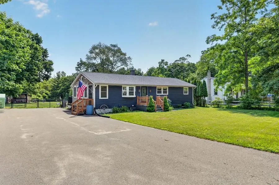 26 Algerine St, Berkley, MA 02779 - #3