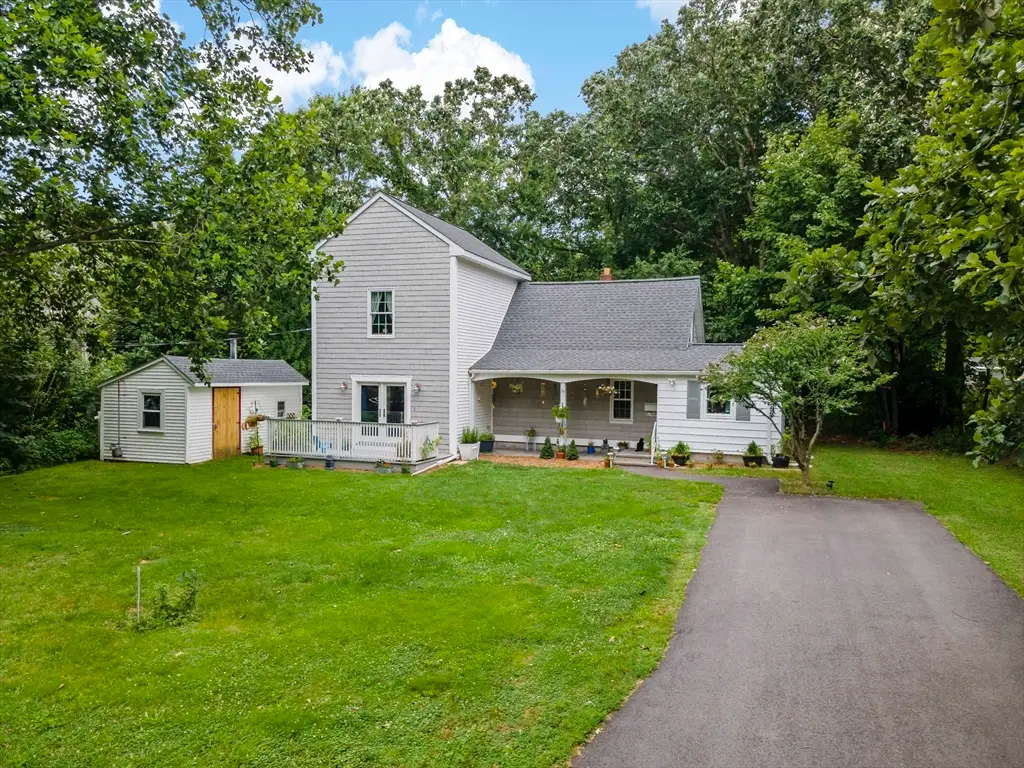 37 Henri St, Somerset, MA 02726 - #1