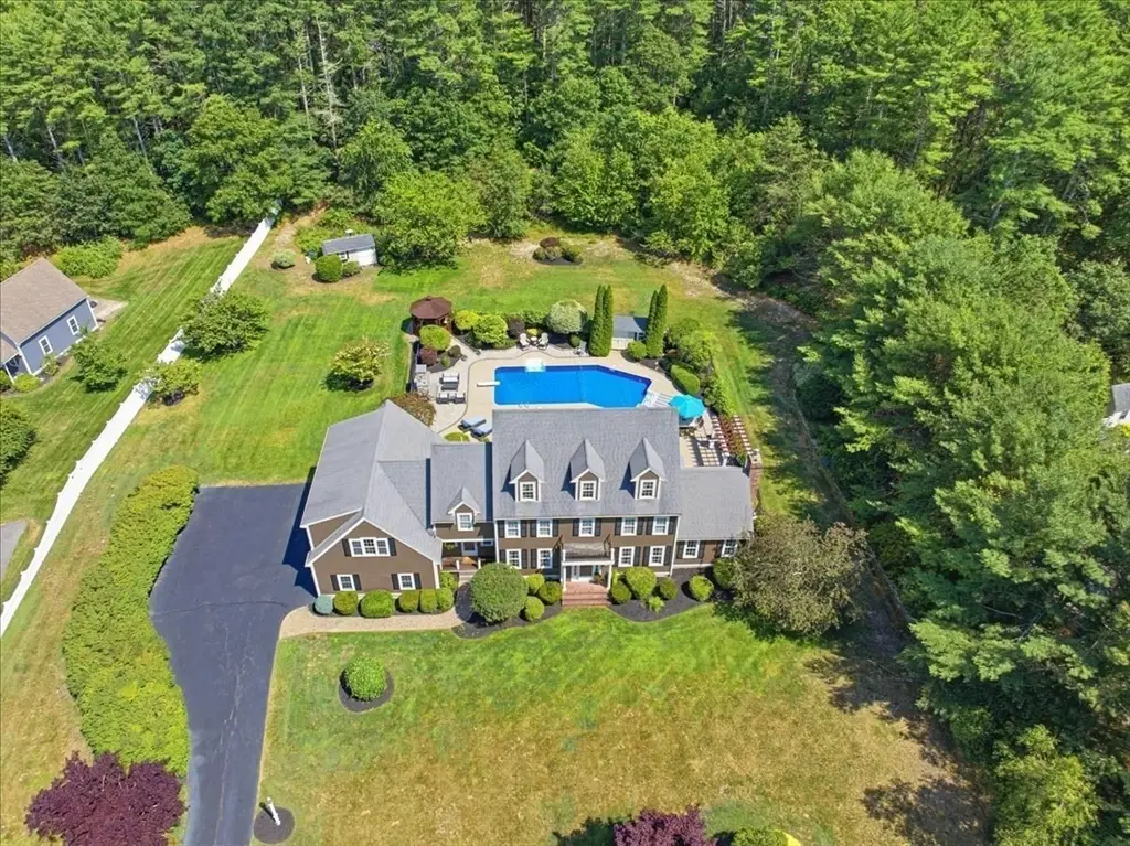 37 Wyndemere Ct, Plymouth, MA 02360 - #1