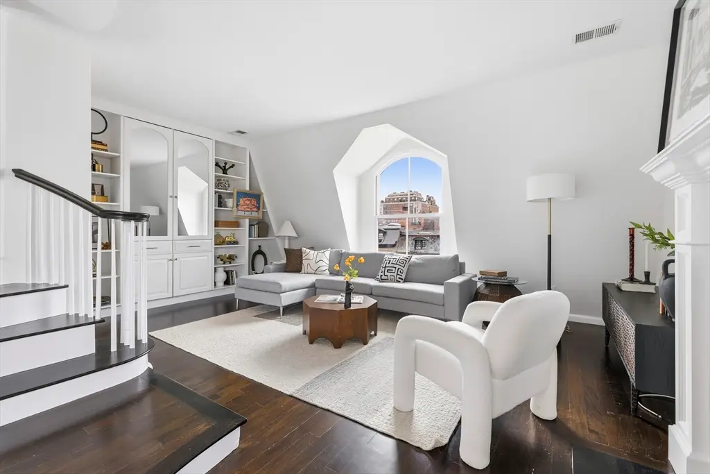 124 Beacon #PH1, Boston, MA 02116 - #1