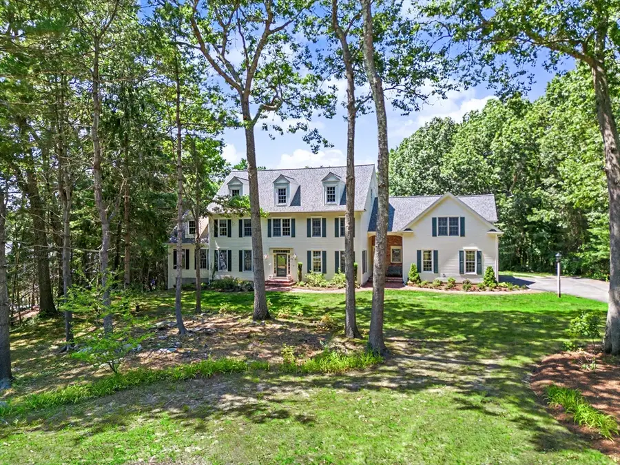 31 Tammer Ln, Hopkinton, MA 01748 - #2