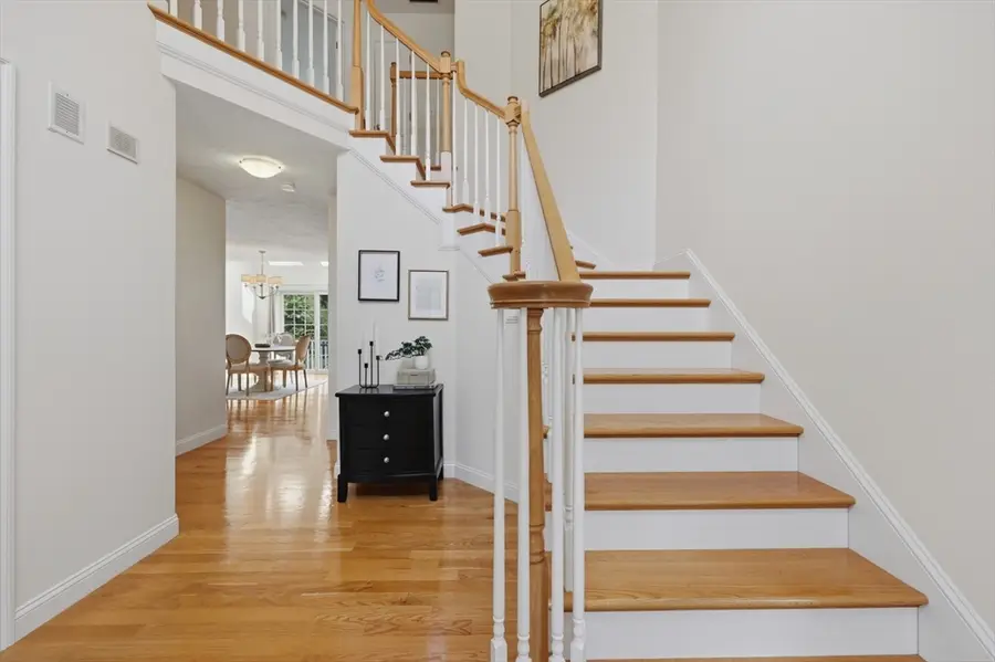 8 Victoria Circle, Shrewsbury, MA 01545 - #2