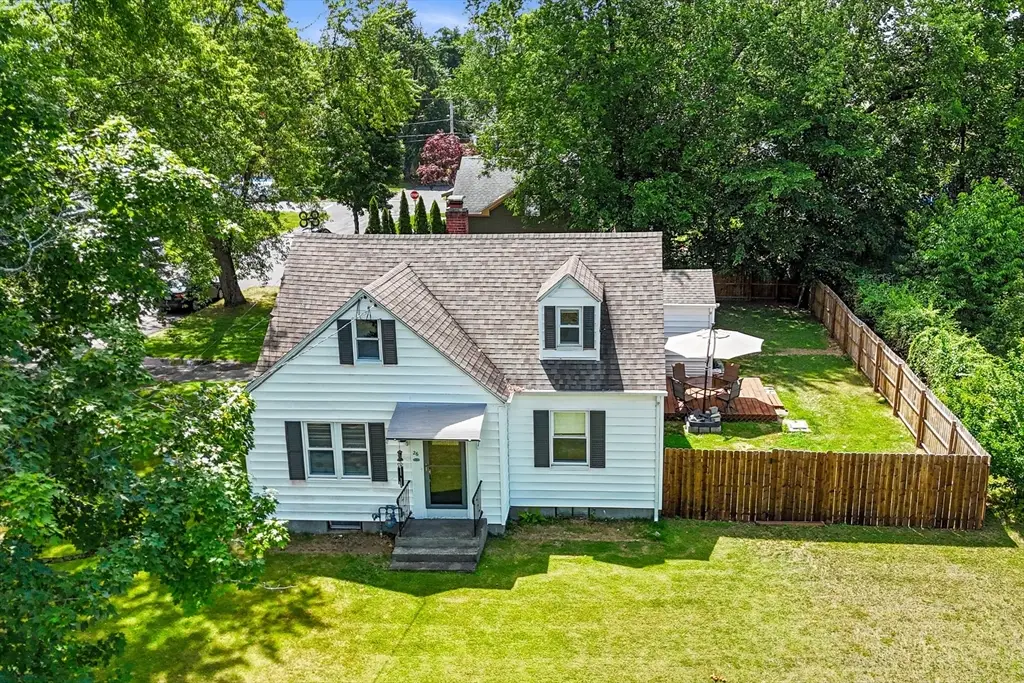 26 Thompson St, East Longmeadow, MA 01028 - #1