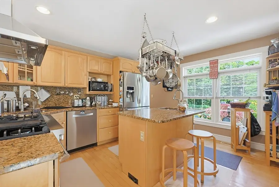 119 North St, Mattapoisett, MA 02739 - #3
