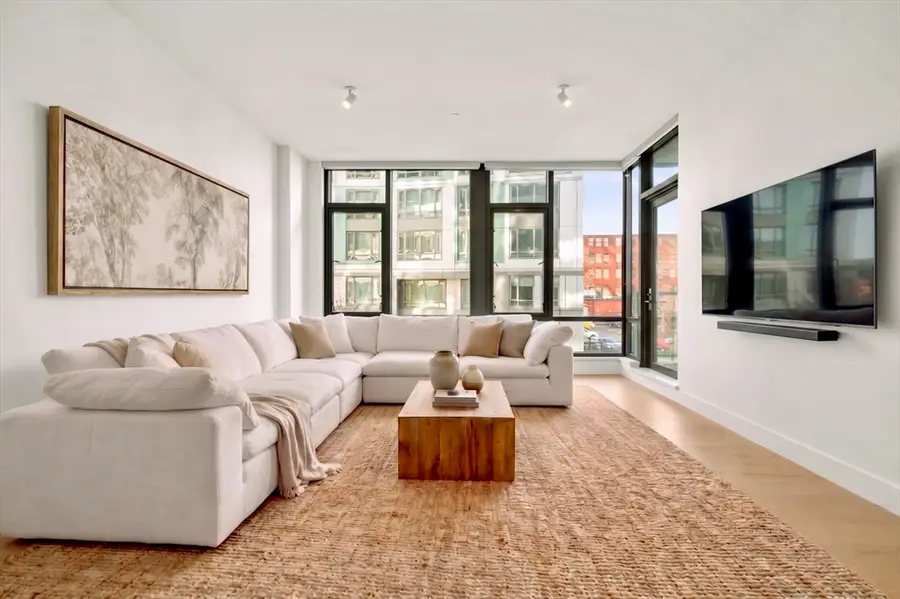 40 Traveler St #207, Boston, MA 02118 - #2
