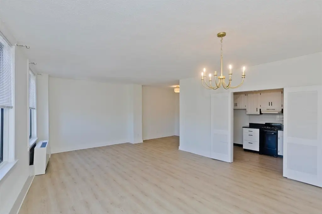 140 Chestnut St #404, Springfield, MA 01103 - #1