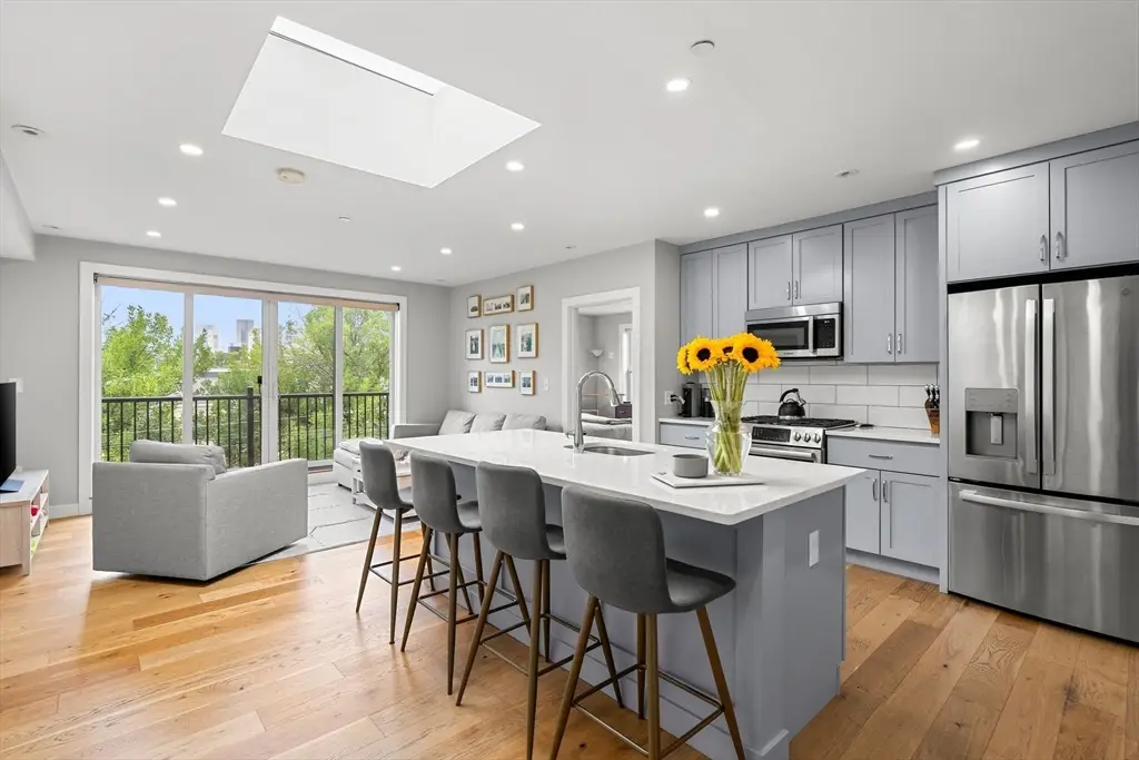 10 Everett St #402, Boston, MA 02128 - #1