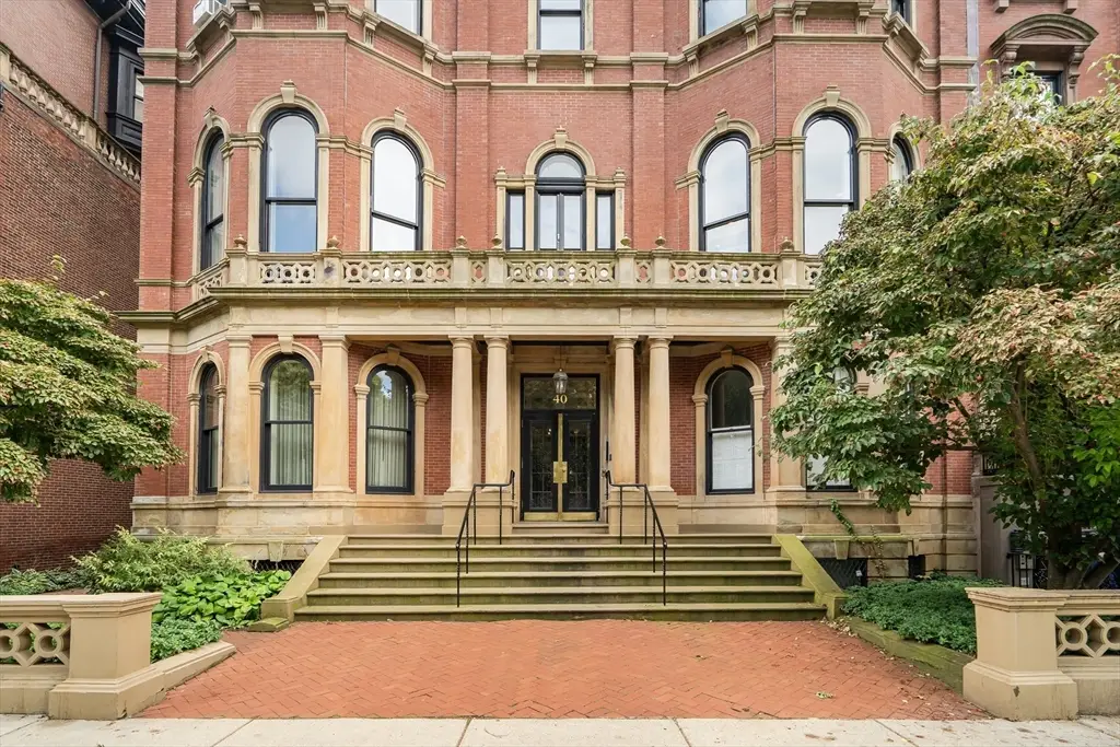 40 Commonwealth Ave #1, Boston, MA 02116 - #1