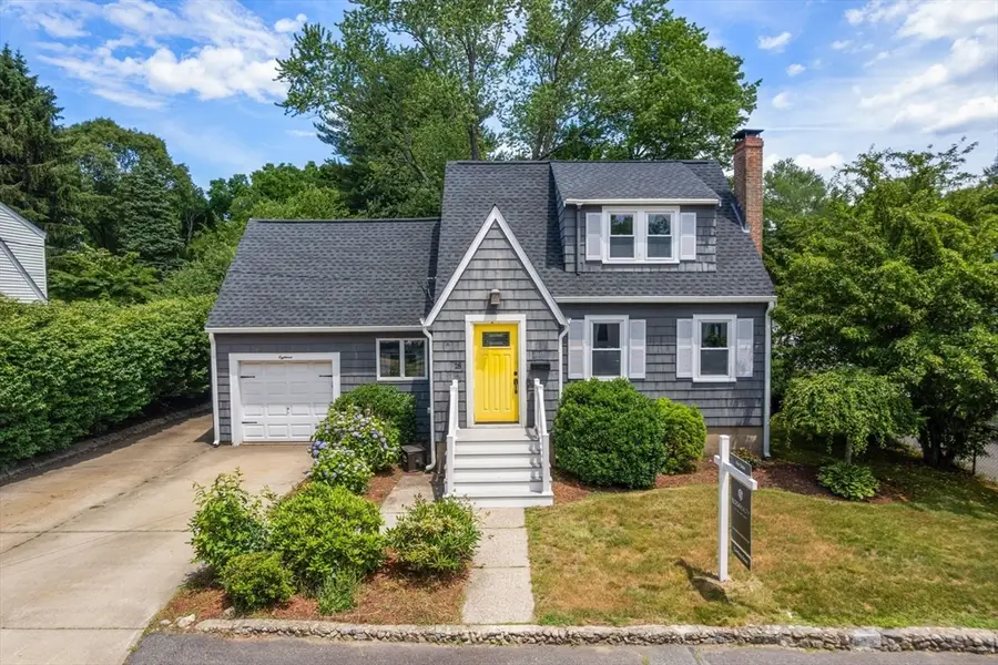 18 Margaret St, Norwood, MA 02062 - #2