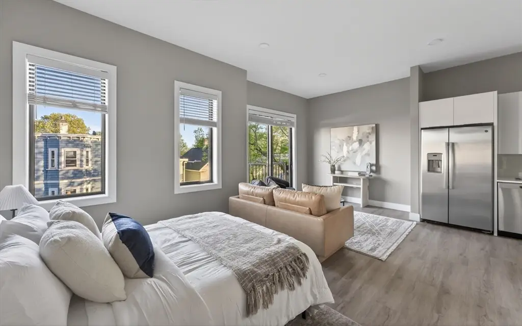656 Saratoga #3-13, Boston, MA 02128 - #1