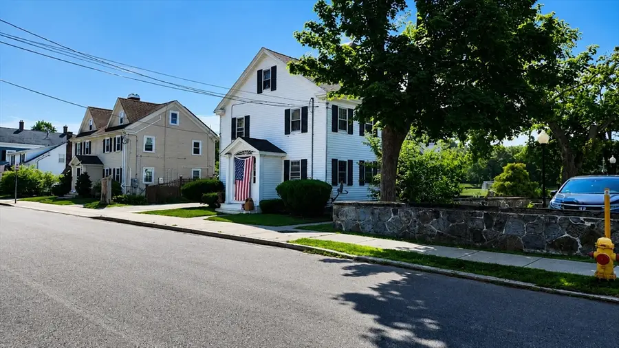 11-13 Balmoral, Andover, MA 01810 - #2