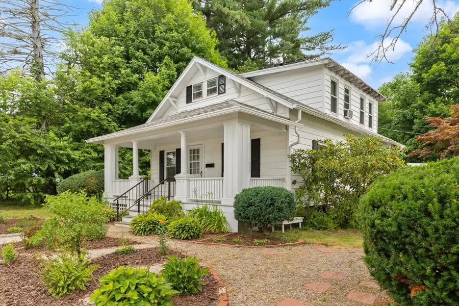 484 Groveland St, Haverhill, MA 01830 - #3