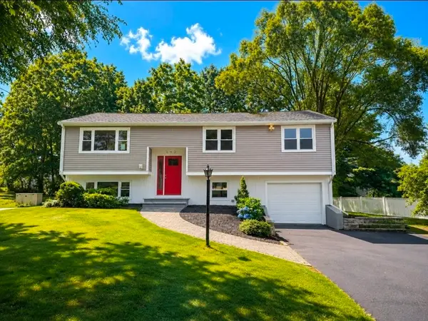 193 Charles Circle, Stoughton, MA 02072