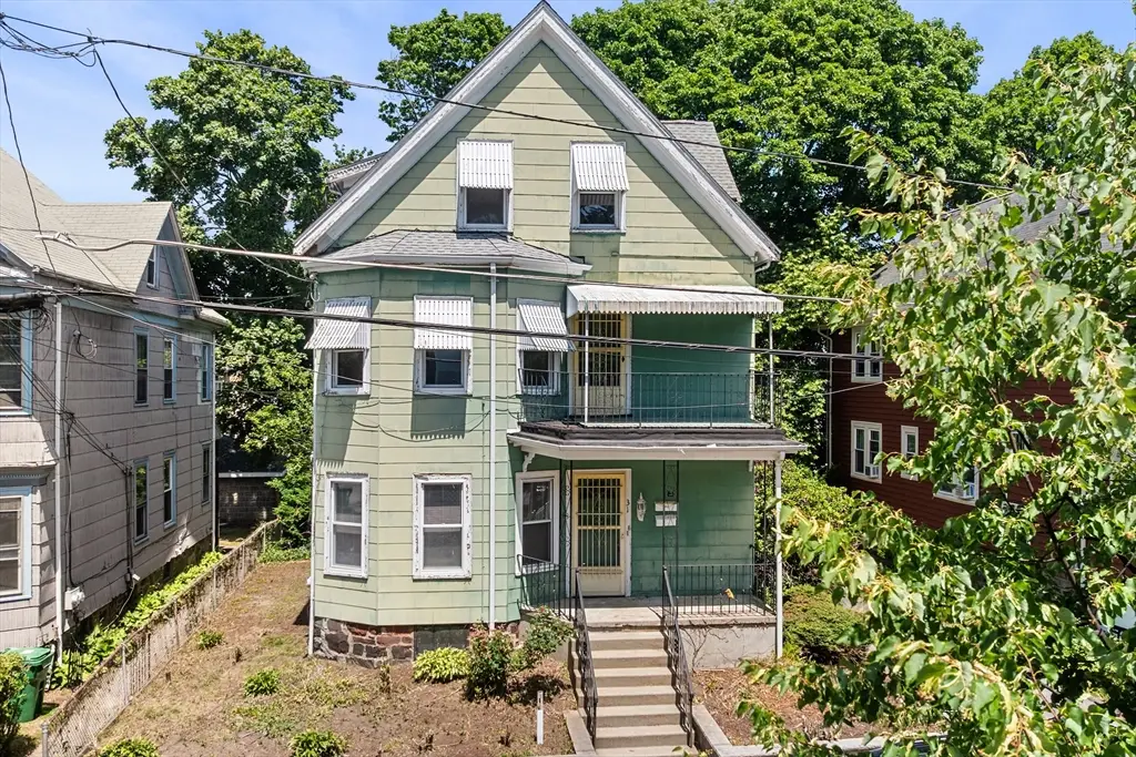 31 Orchard St, Medford, MA 02155 - #1