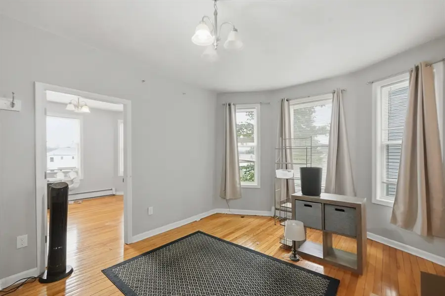 42 Windsor Street, Worcester, MA 01605 - #3