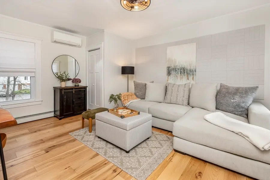 50 Whittier St #4, Andover, MA 01810 - #3