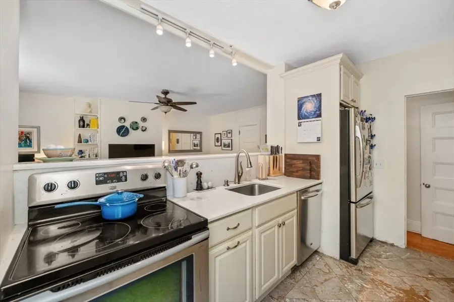 21 Beacon Street #2E, Boston, MA 02108 - #2