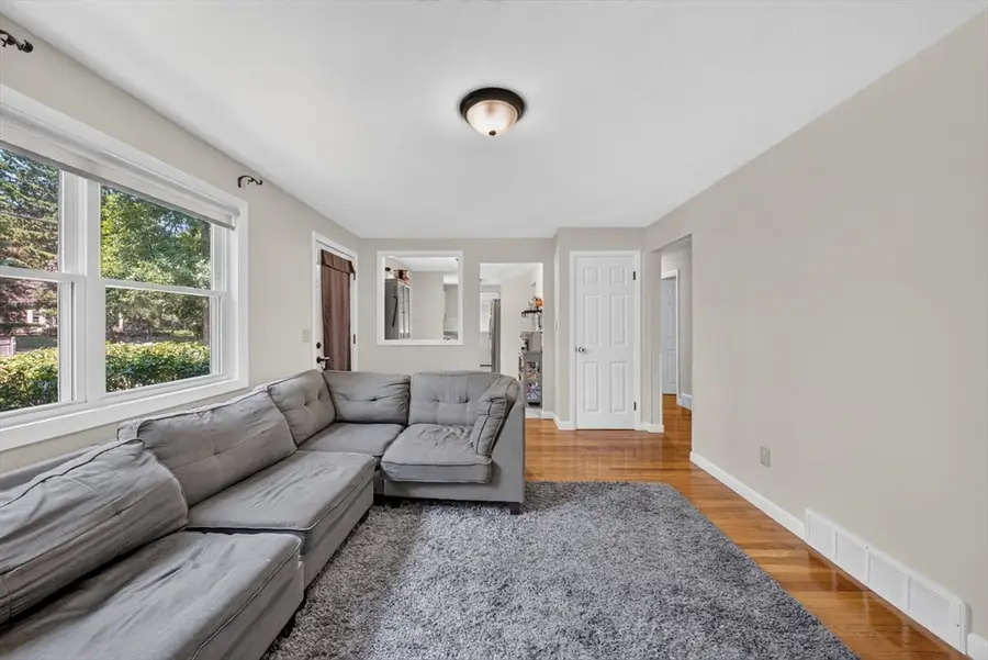 1121 Washington St, Whitman, MA 02382 - #3