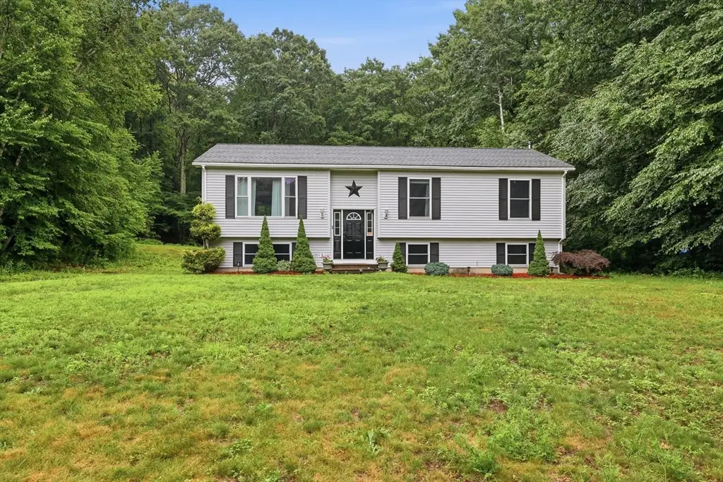 570 Woodland Way, Russell, MA 01071 - #1