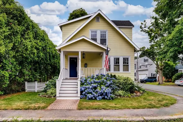 22 Prince Street, Marblehead, MA 01945