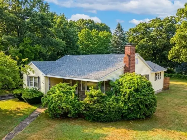 68 Wheelock Ave, Millbury, MA 01527