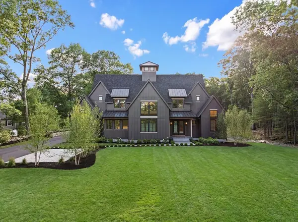 216 Greenwood Rd, Andover, MA 01810