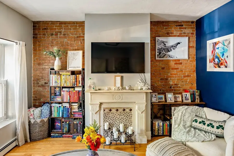 60 Beacon St #1, Chelsea, MA 02150 - #3