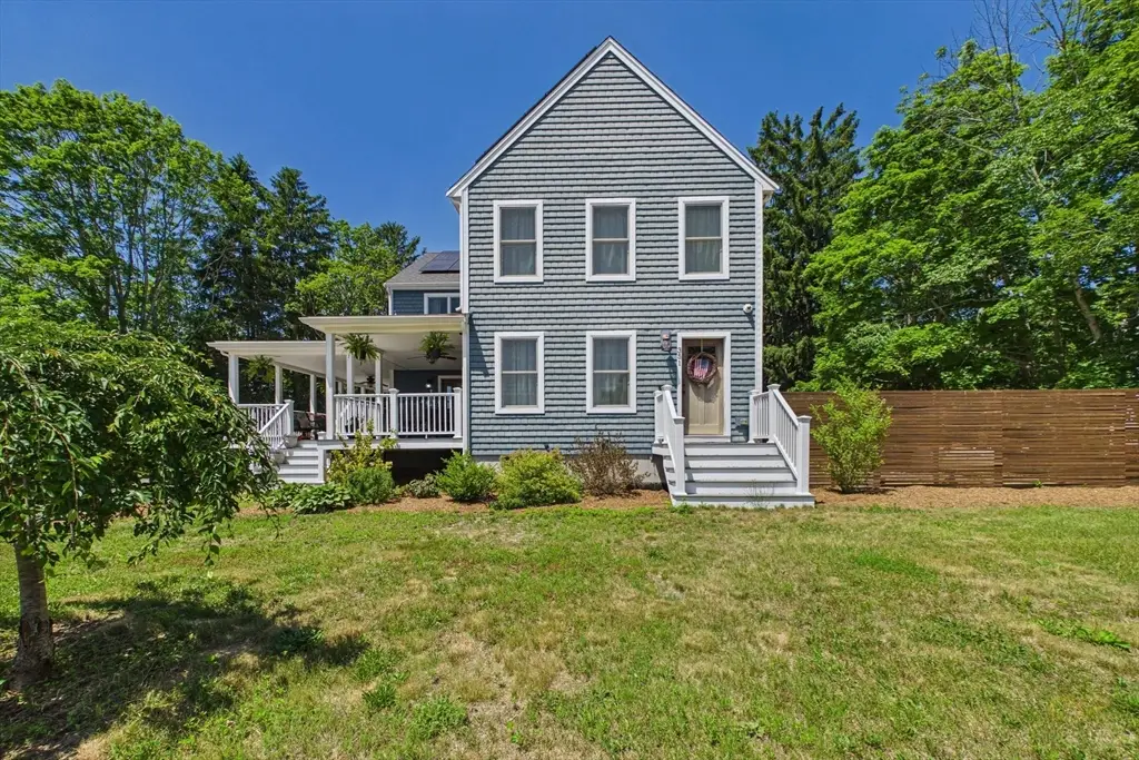 351 County Rd, Rochester, MA 02770 - #1