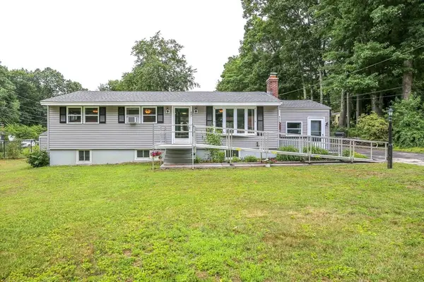 50 Rolling Ridge Road, Holden, MA 01520