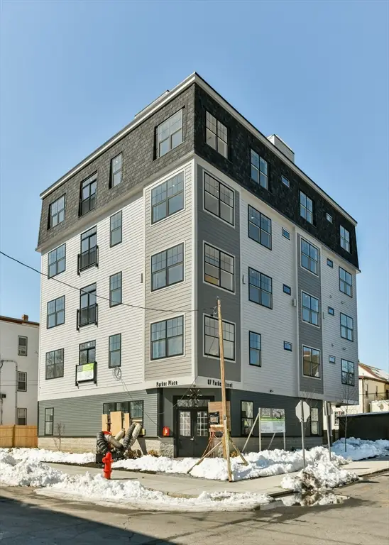 87 Parker St #402, Chelsea, MA 02150