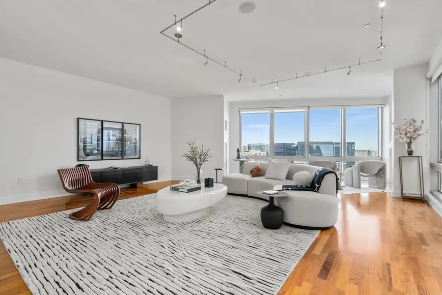 500 Atlantic Ave #18P, Boston, MA 02210 - #3