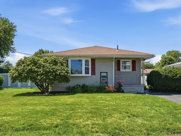 35 Beaumont Ave, Chicopee, MA 01013