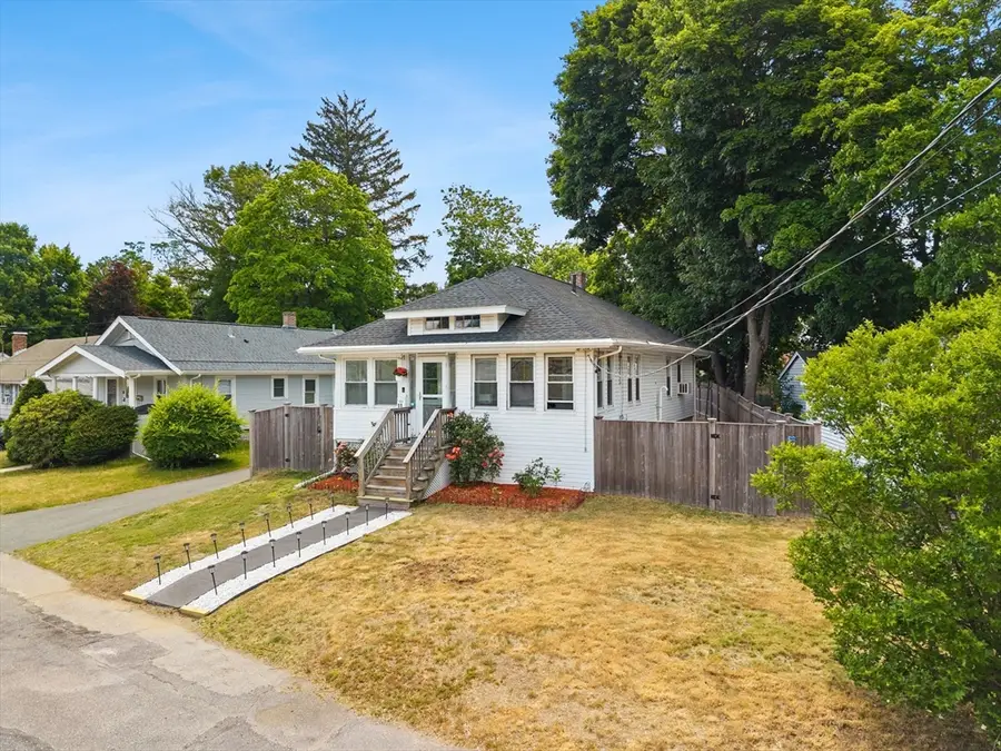11 Shields Ave, Brockton, MA 02301 - #2