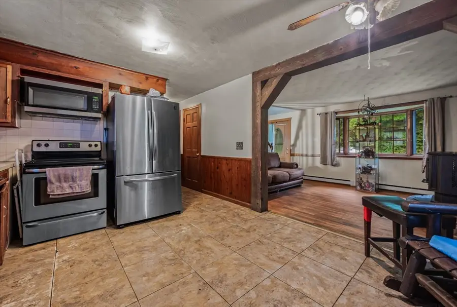 17 George Loomis Rd, Southwick, MA 01077 - #3