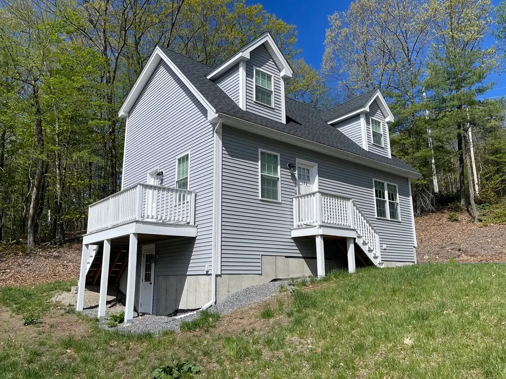 122 Swan Ave, Fitchburg, MA 01420 - #1