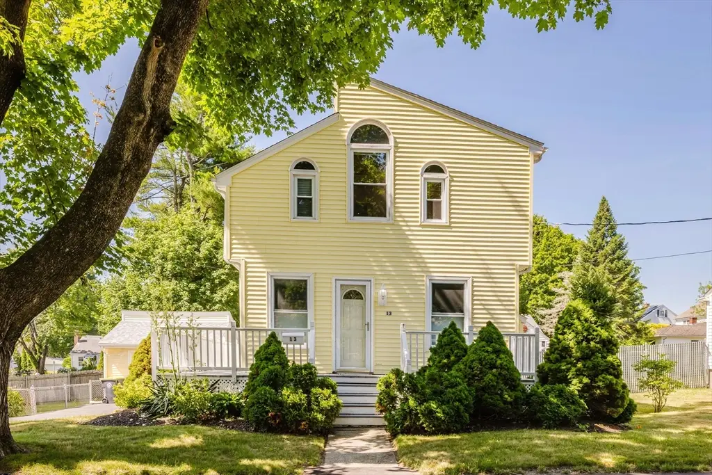 13 Wood St, Somerset, MA 02726 - #1