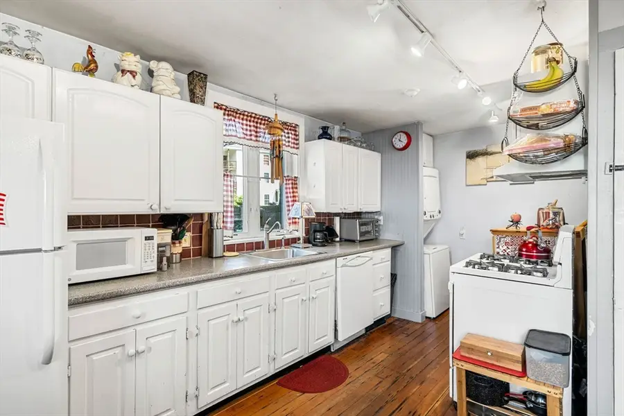 65-67 Lime St #2, Newburyport, MA 01950 - #2