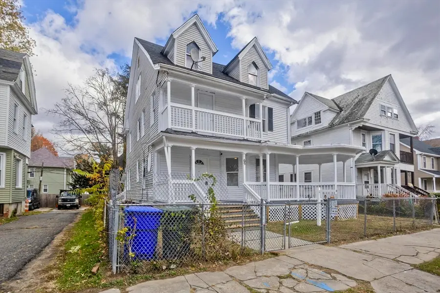 65 Montrose St, Springfield, MA 01109 - #3