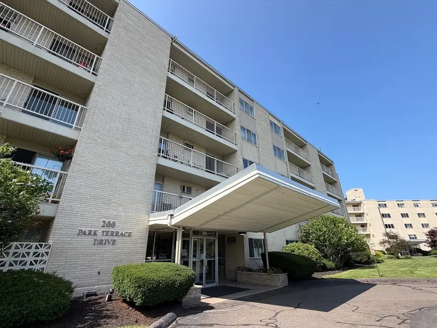 200 Park Terrace Dr #257, Stoneham, MA 02180 - #3