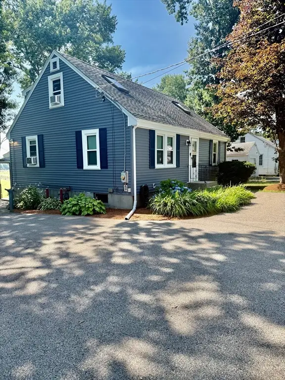 353 Plain St, Millis, MA 02054