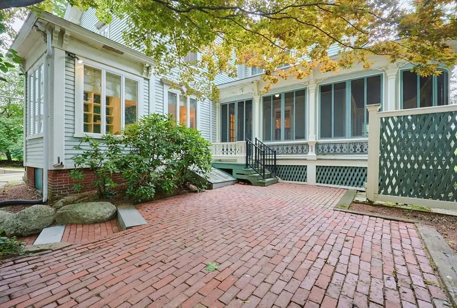 51 Cherry St, Spencer, MA 01561 - #3