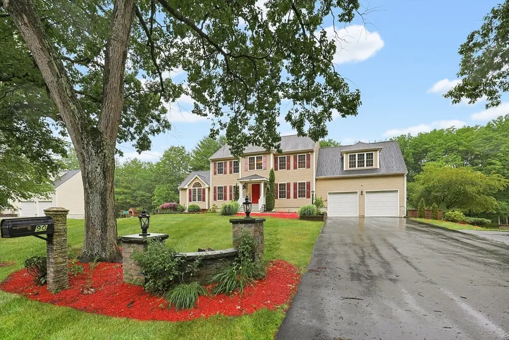 90 Huntsbridge Rd, North Attleboro, MA 02760 - #1