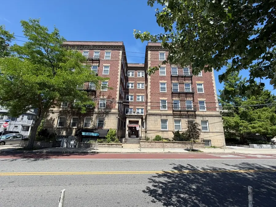 36 College Ave, Somerville, MA 02144 - #2