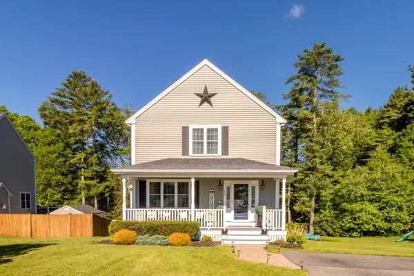 44 Brookside Dr #44, Hanson, MA 02341